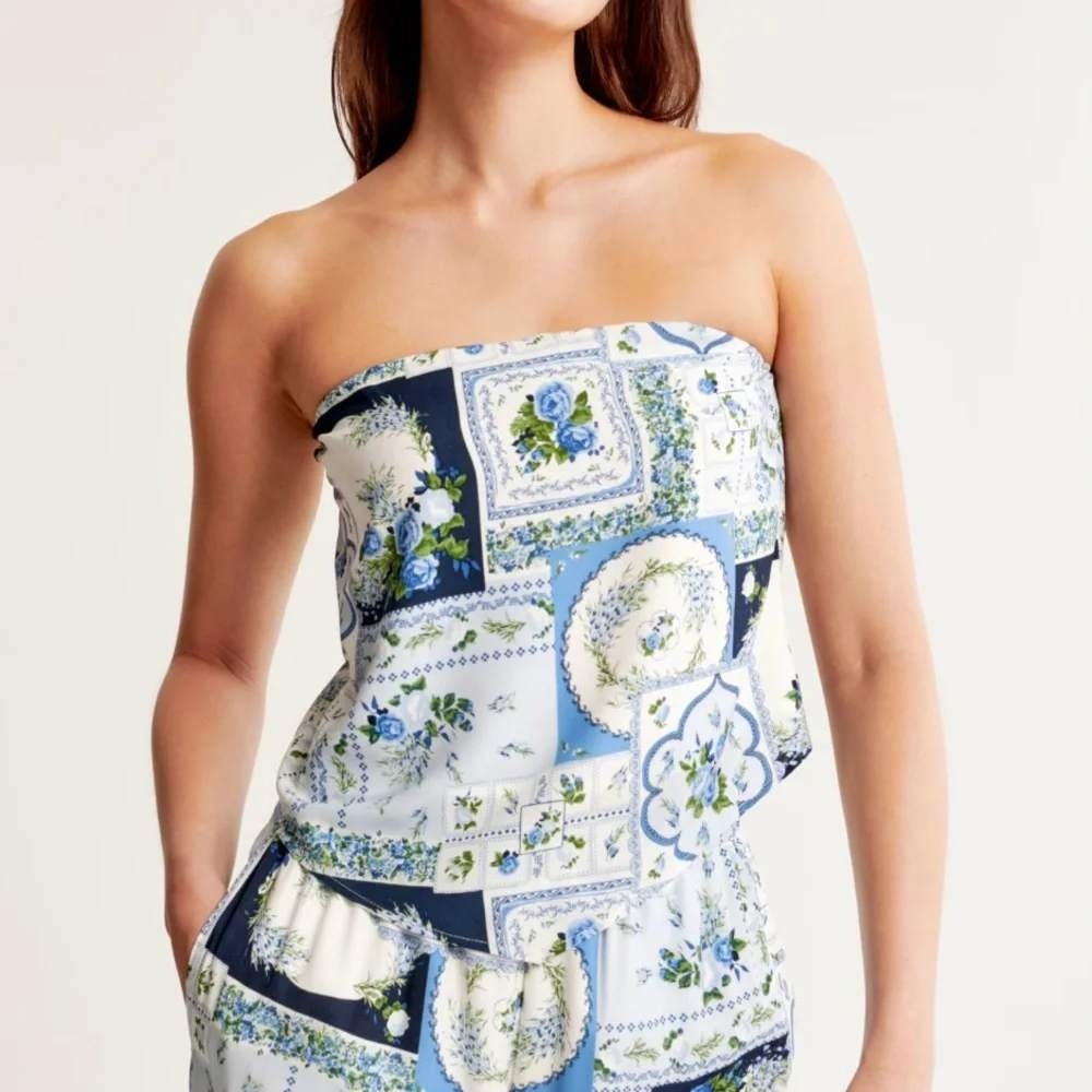 Abercrombie & Fitch Blue Floral Patchwork Faux Silk Strapless Scarf Top Large